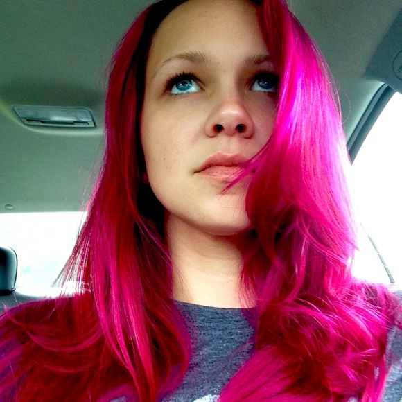 Meet your Posher, Megan **NEW ITEMS!! - Picture 12 of 16